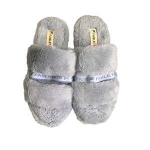 Fabletics Snug Strap Slippers Size 9 Powder Blue